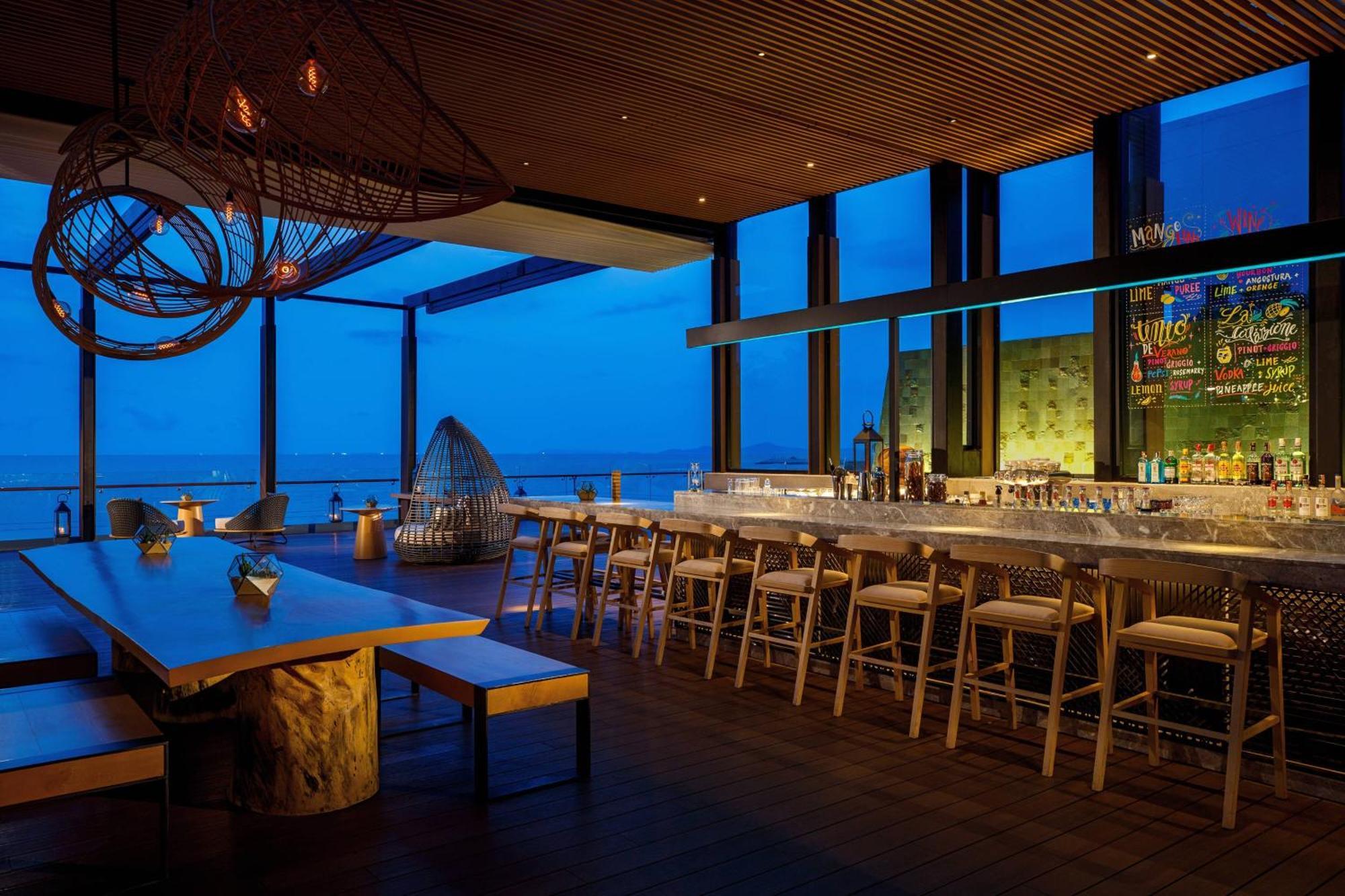 Renaissance Pattaya Resort & Spa Na Chom Thian Buitenkant foto